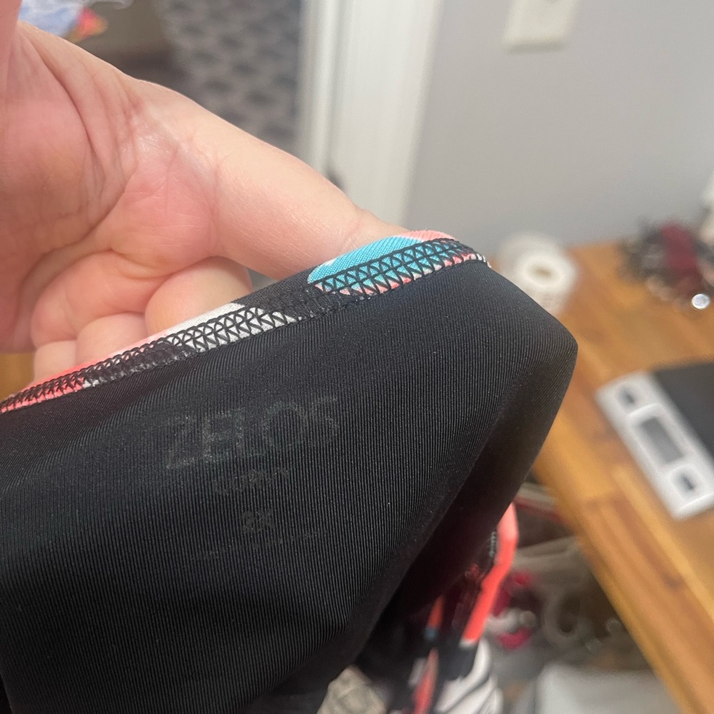 ZELOS Floral Striped Sports Bra - Black, White, Pink, Blue - Picture 13 of 13